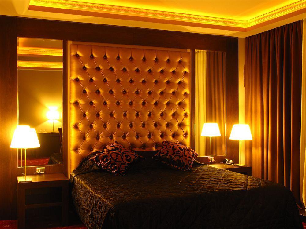 Doro Hotel 4*