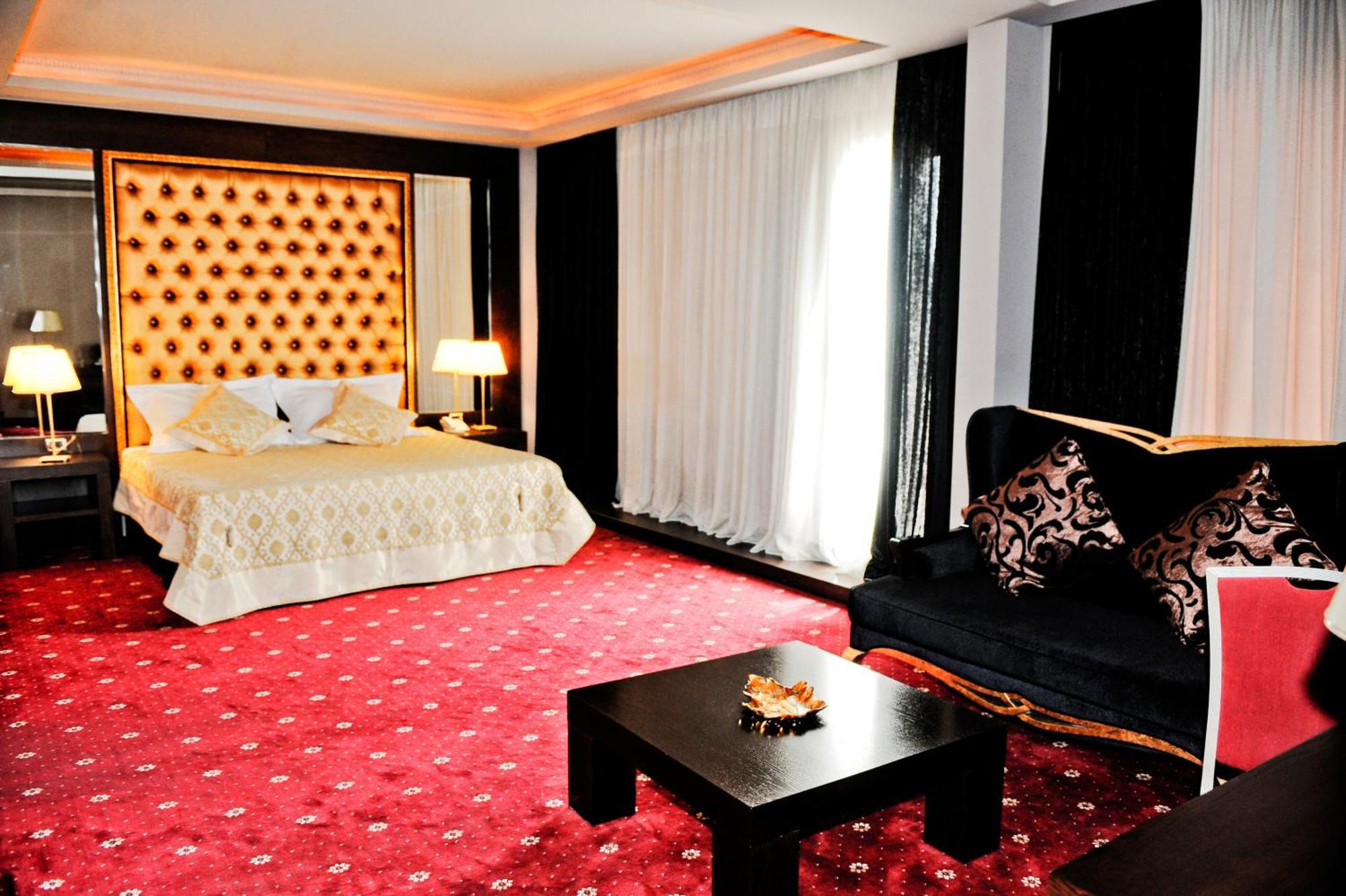 Doro Tirana